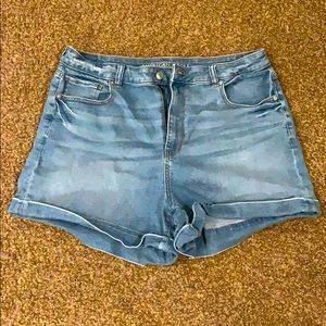 American Eagle Mom Short 16